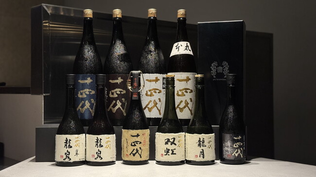 【9月27日開催】“十四代の最高峰銘柄”を堪能する特別酒会を六本木〈鮨無垢〉で開催。特上雄町/龍泉/龍泉 隼/龍月/双虹など、極めつけの10本が集結。