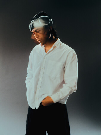 プレスリリース「TikTokで話題のストリートピアニストFRIQTAO（フリクタオ）待望のデビューシングル「Run Away」をリリース、同時にニューヨークの街で演奏に没頭するMVを公表」のイメージ画像