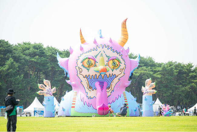LuckyFes、快歩（KAIHO）氏を継続起用！12種類の「ラッキーモンスター」が会場に出現し、「ラキモンキャッチ」しながらテーマパーク的に楽しめる空間を演出
