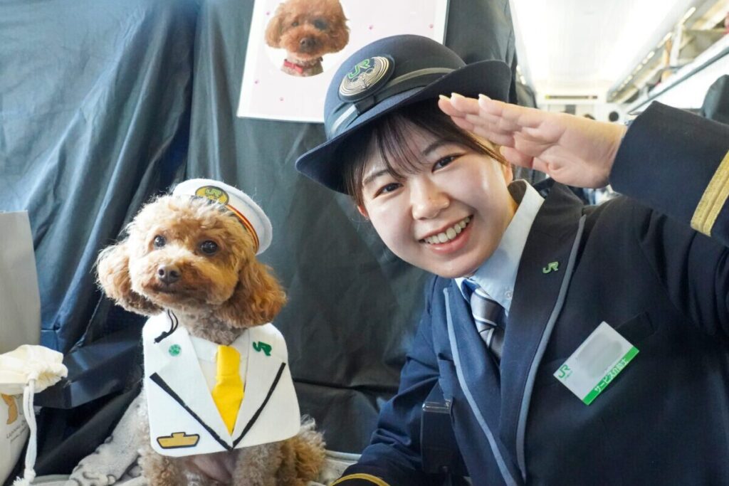 JR東日本の“ケージレス列車”が即満席に～人と地域を結ぶ愛犬ツーリズムの価値と広がり～