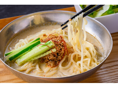 芸能人御用達の焼肉屋『牛恋』、前年比344%アップの冷麺に新作登場！本場盛岡直送生麺使用『ごま担々冷麺』夏季限定販売