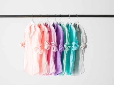 フランク&アイリーンのオンラインショップ限定ハート刺繍シャツが3月1日より販売スタート