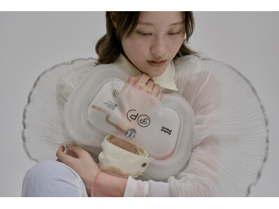 自身の心拍に触れるウェアラブルバッグ「Pulse Pack」をKonelが開発　ミラノデザインウィーク2026の個展にて発表