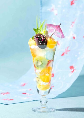 コロンバンの夏パフェとクラシカルスイーツ～夏の彩り、懐かしの味わい。ひんやりと心和むひとときを～