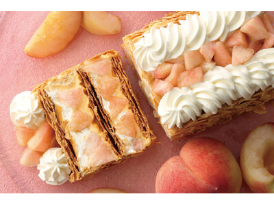 【キハチ 青山本店】みずみずしい白桃スイーツを楽しむ人気のアフタヌーンティーや、夏限定「KIHACHIの白桃パイ」を発売