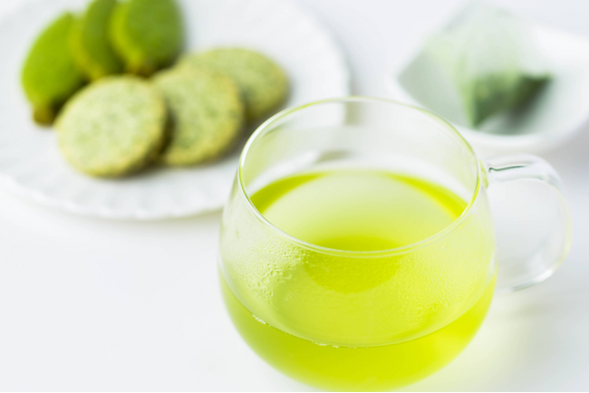 【大学生が挑む「緑茶離れ」】同志社女子大学×森半が共同開発!「スイーツ感覚」で飲める新発想のフレーバーティー2種がお茶の常識を覆す