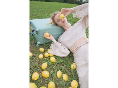 トラベルアイテムブランド「Aww」アーティストFRANKIE CIHIとコラボ