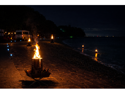【大分県豊後高田市】ビーチを火が灯すライトアップイベント「海のトーチナイト」を3/14（土）より開催