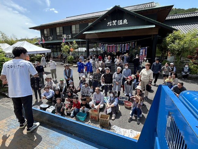 【高知県黒潮町】4月25日に「こぶしのさと1周年プチマルシェ」を開催しました