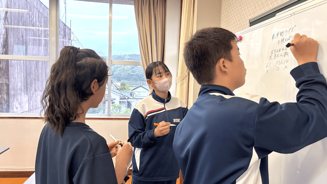 【高知県東洋町】「東洋町営塾うみいろ」が開塾1周年。子どもたちが自然と集まる、町の新しい日常へ
