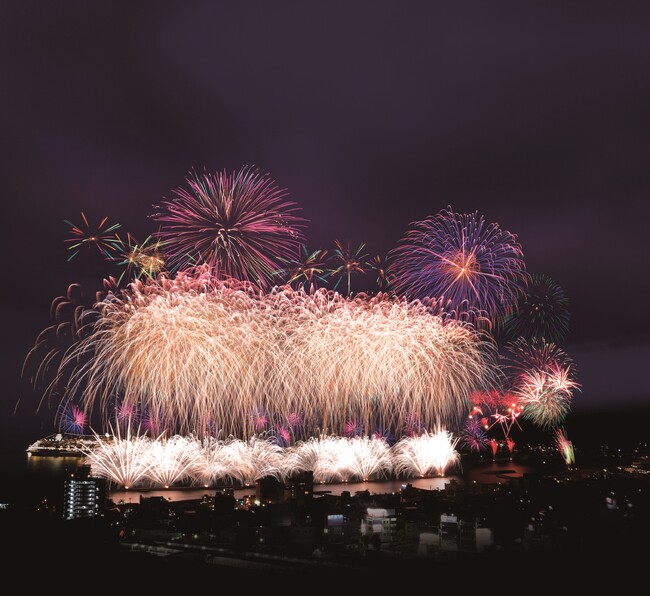 伊東温泉海の花火大会 今年は伊豆最多の14回実施! 7/26~8/30の期間、最大3夜連続開催