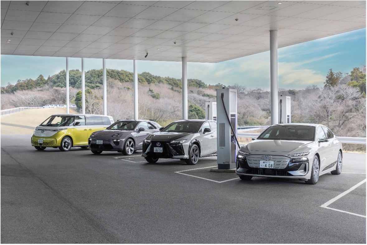 急速充電器ネットワーク「プレミアム チャージング アライアンス」レクサスの急速…