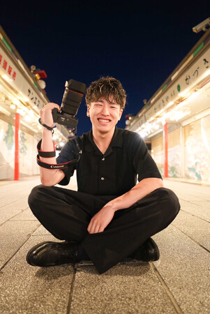 プレスリリース「総フォロワー21万人のストリートスナップカメラマン「なおがら展」で『sonae 備絵』展示・販売決定」のイメージ画像