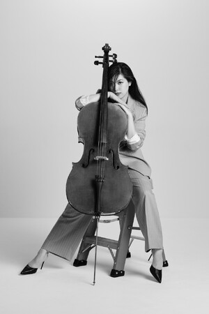 グラミー受賞チェロ奏者エル・マツモトが能登半島地震からの復興がいまだ続く輪島市にて無料招待コンサートを開催することが決定輪島塗の奇跡のチェロを演奏