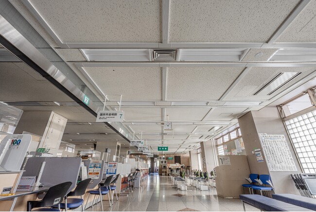 日栄インテックの天井落下防止システム N-Safe(エヌ-セーフ)を公共施設の天井減災として川崎市中原区役所が採用