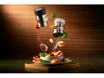 【BODUM】持ち替え不要、塩も胡椒もどちらも挽けるコンパクトな2WAY 仕様のグラインダー。「TWIN...
