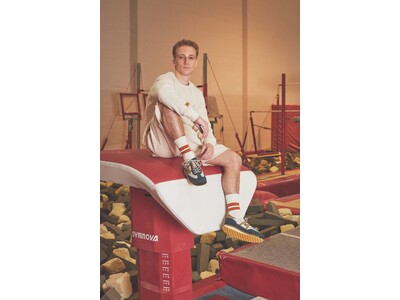 【KARHU】KARHU×Universal Works  “Inversion Illusion”  コラボレーションから生まれた特別な「W」を配した新作を発表