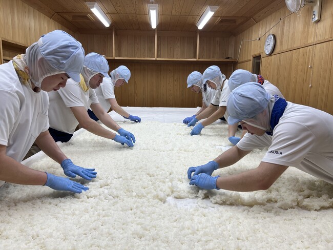 日本酒の奥深さを五感で味わう酒造り体験。