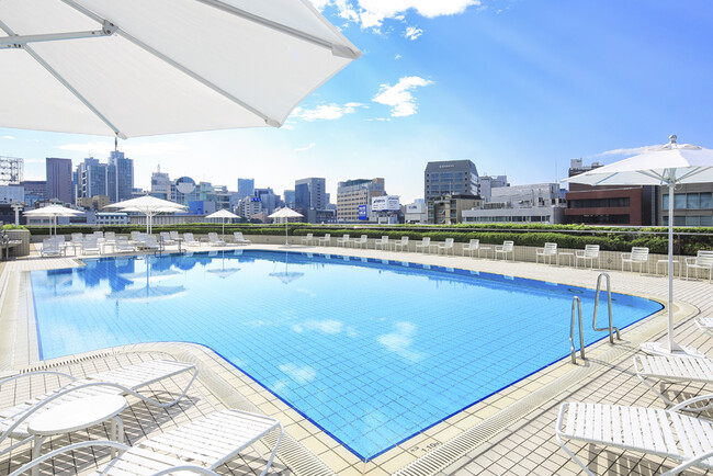 猛暑の夏は、都心のオアシスでクールダウン。東京ドームホテルにて滞在中利用し放題のガーデンプール利用券付き宿泊プラン登場
