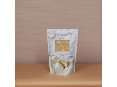 美尻トレーナー 岡部友プロデュースのプロテイン「PURE DIAMOND GRASSFED PROTEIN」から新フレーバー プレーン味が発売！