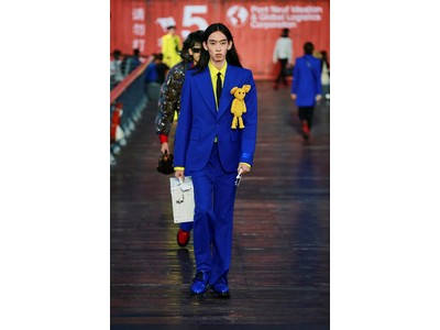 ルイ・ヴィトン、ヴァージル・アブローによる2021春夏メンズ・コレクションを上海にて発表