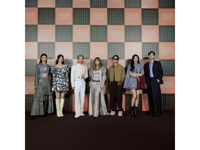 �y���C�E���B�g���z���T�Aj-hope�A�t�B���b�N�X�A�R���E���A�z�����A�`�����E�W�q�����A�V���E�~�i�A�E�H���E�W�A�����u�r�W���i���[�E�W���[�j�[ �\�E���v�W �I�[�v�j���O�C�x���g�ɗ���