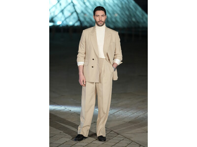 【ルイ・ヴィトン】「LE GRAND DÎNER DU LOUVRE」にてセレブリティがルイ・ヴィトンを着用