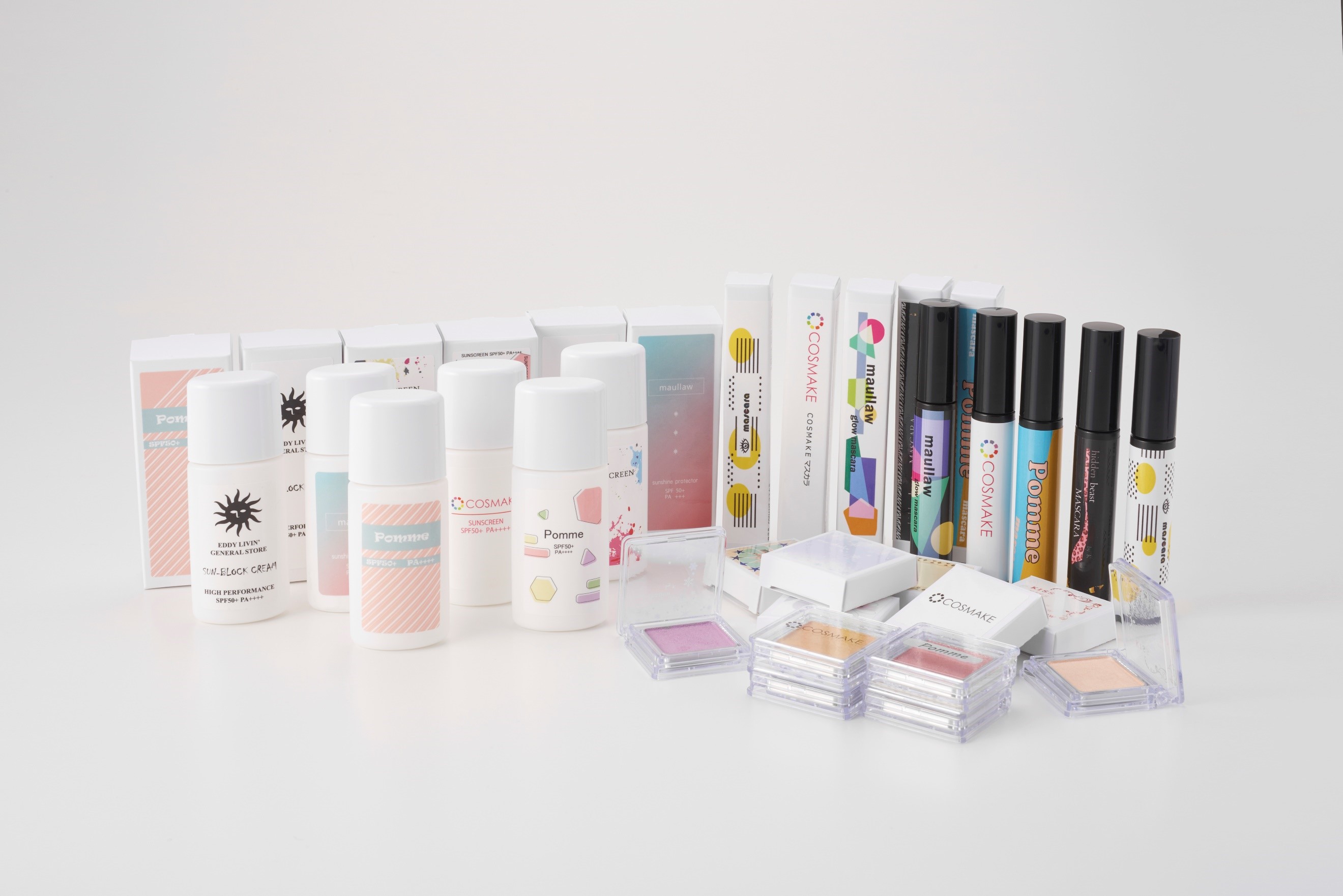 デジタル時代に即した業界初のコスメ受託製造サービスプラットフォーム『COSMAKE』に、アイメイク製品やサンスクリーン製品が追加