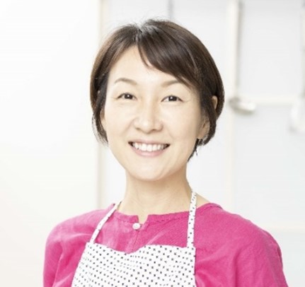 料理研究家・島本美由紀さんが訪問レポート！　　パッケージサラダの疑問に迫る工場動画をHPにて公開