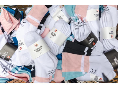 「FRGMT FUKUSKE SOCKS」をコンセプトストア「V.A.」にて限定発売