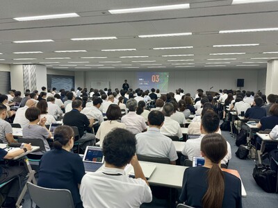 Pestalozzi Technology株式会社、代表取締役社長CEO 井上友綱が横浜市立小学校副校長会研修に登壇～「共育・共創×スポーツDX」をテーマに、長津田小学校 佐藤正淳校長と対談を実施～