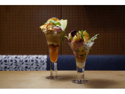 甘さと塩気を一度に味わう、秋限定「Wメロンパフェ体験セット」新登場！メロンとりんごのパフェ × メロンデリパフェの特別価格セットを提供開始