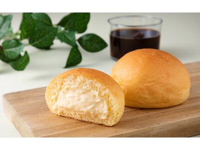 ファミリーマート『冷やして食べる とろけるくりーむパン カスタード』リニューアル、シリーズ累計販売数2,000万個突破（※1）、パッケージデザインも新たに美味しさをお届け