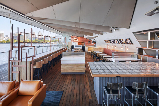 横浜・大さん橋「cafe&dining blue terminal」が2025年8月2日（土）にリニューアルオープン！横浜ビールとのコラボビールを期間限定販売！