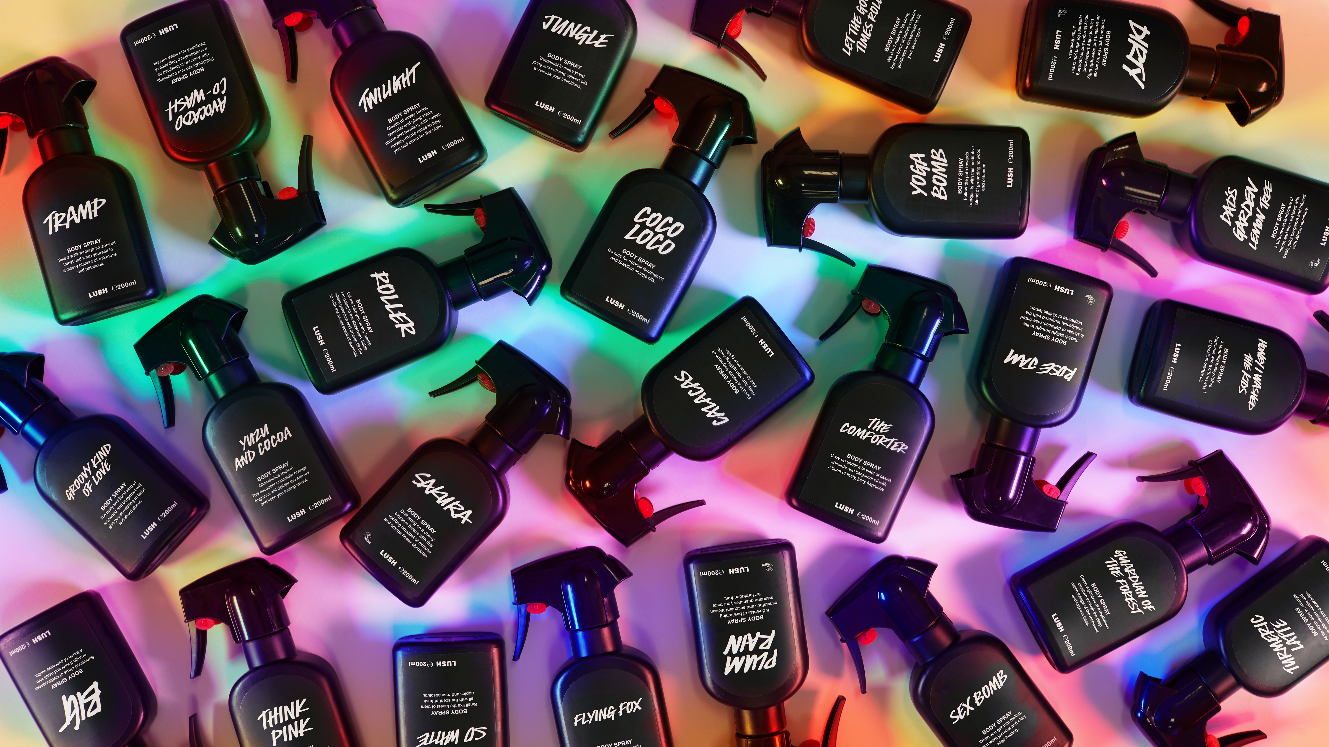 ひと吹きで幸せに包まれる 人気の香りを閉じ込めたボディスプレー21種