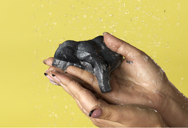 <ナチュラルコスメブランドLUSH>ぷるぷるの感触に夢中!新シャワージェリー「ゾウがつなぐ道」が12月1日(月)より登場!