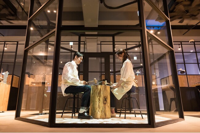 手作り結婚指輪・婚約指輪の『工房Smith札幌本店』がGoogle口コミ1,000件突破で北海道No.1の支持を獲得｜@aromaやデロンギ導入で五感を満たす制作体験を提供