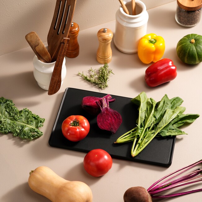 使いやすい条件を全てクリアしたまな板『Ra Le-Na』新発売！