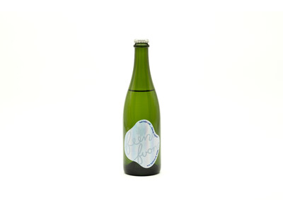 宮城県のワイナリー・Fattoria AL FIOREと共同開発。ワインの製造過程でハーブを一緒に発酵させたお酒「beeno buono」、haccobaより1月9日発売。