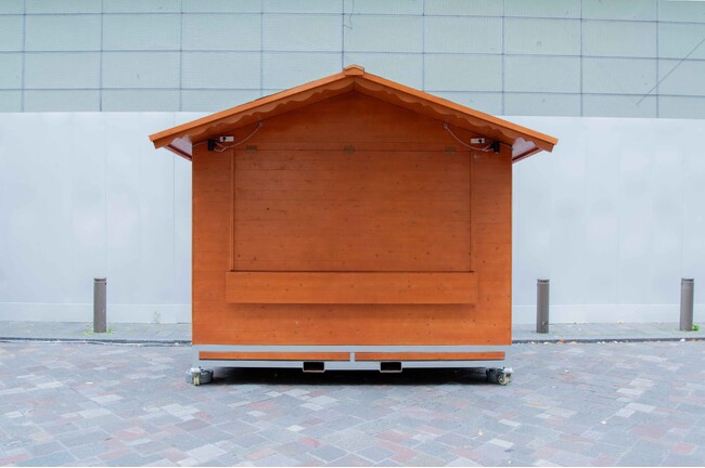 【特許出願中】イベント空間を革新する「ZATOオリジナル ヒュッテ」登場。組立10分・導入コスト1/10。申請手続きの負担を軽減した、新型木製ブース（ヒュッテ）を開発