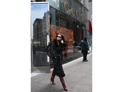 【GUCCI】エミリー・ラタコウスキーをはじめ、セレブリティが最新バッグ〔グッチ ジリオ〕と〔グッチ ボ...