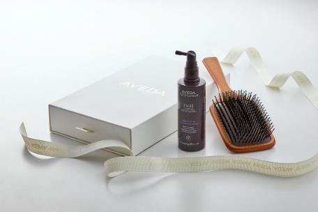 新たなセットが仲間入り！アヴェダのPREMIUM GIFT BOX
