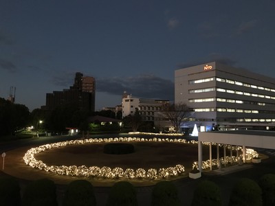 【冬季限定】本社・名古屋工場 イルミネーション点灯開始！就業後のひと時を美しい光が色鮮やかに演出。