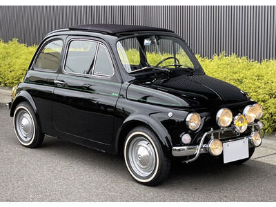 【チンクエチェント博物館】イタリアのヴィンテージカーを日本の伝統工芸でビスポークした「ブラックマウス」を発表