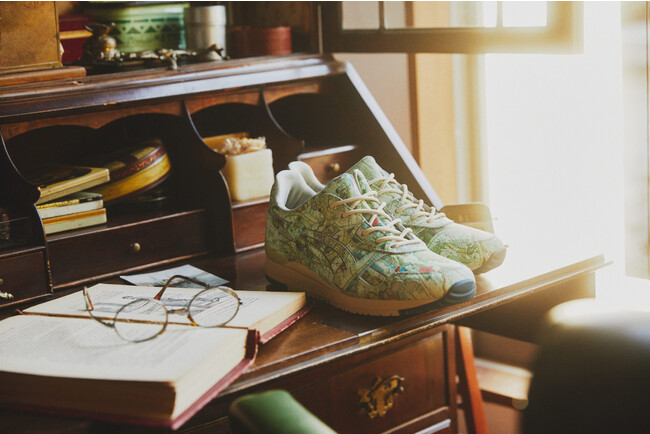 atmosがアイコンとする総柄を落とし込んだ"MAPシリーズ"の最終作「ASICS SportStyle GEL-LYTE III OG “AGED MAP”」が発売。