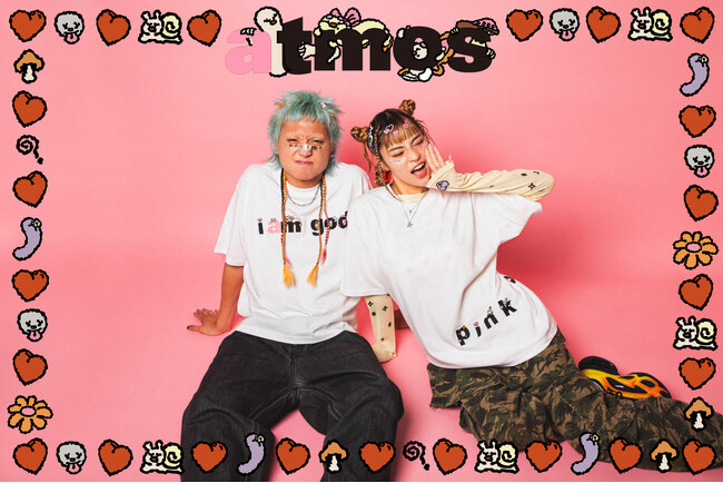 「atmos pink」がアーティスト「櫻井万里明」とコラボレーションアパレルを発売