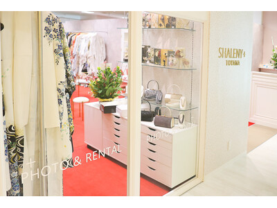 “ワンランク上の記念日を形に”　新フォトスタジオ「SHALENY＋（シャレニープラス）総曲輪フェリオ店」...