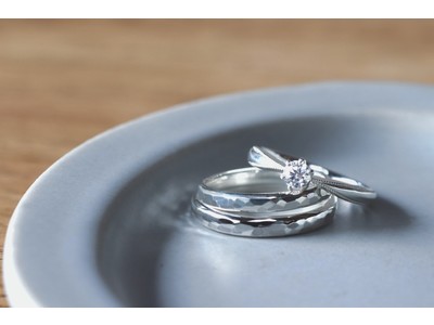 結婚指輪・婚約指輪を3本まとめて手作り！新サービス「手作りセットリング」の提供開始