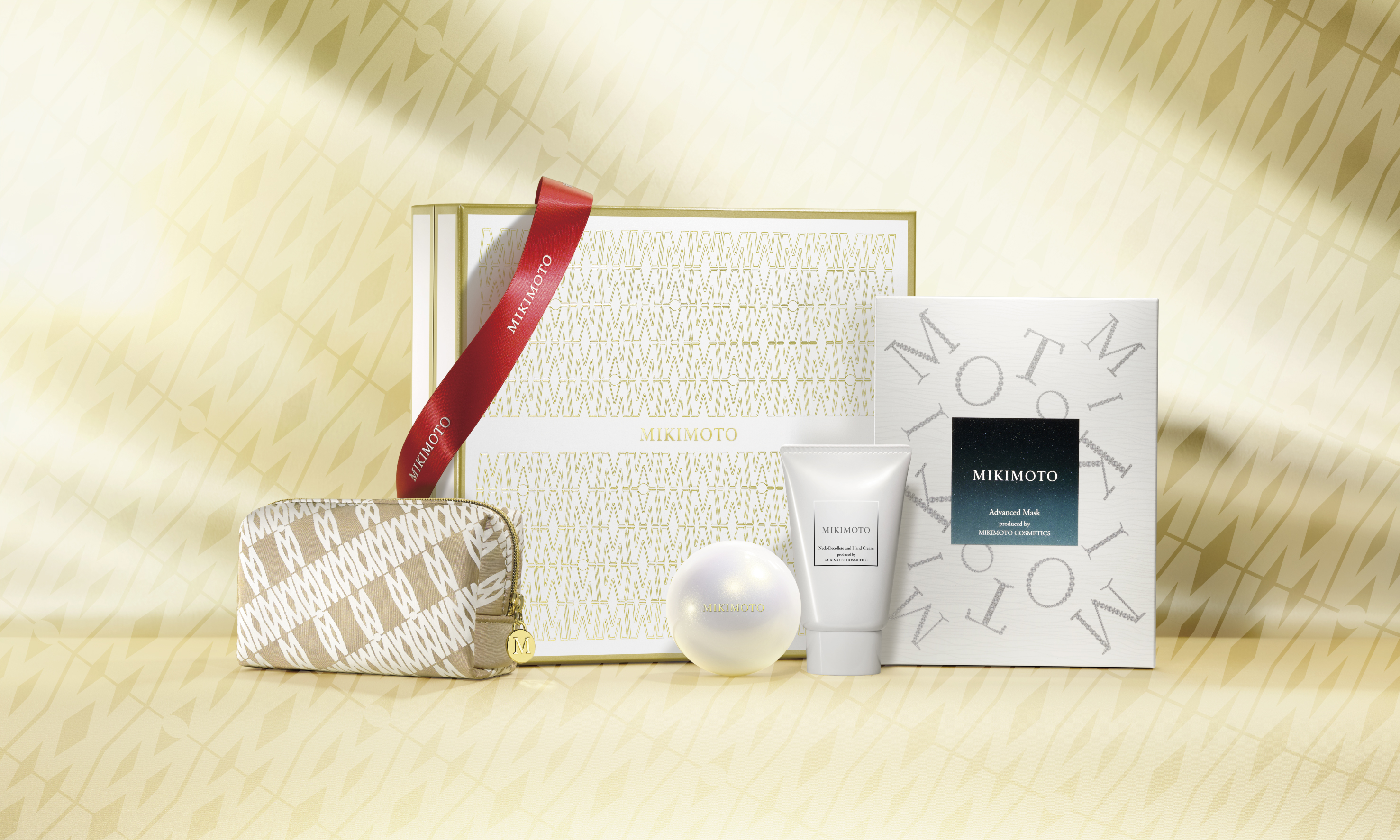 ジュエリーを纏う肌まで輝かせる「ミキモト ホリデー デラックス セット」発売