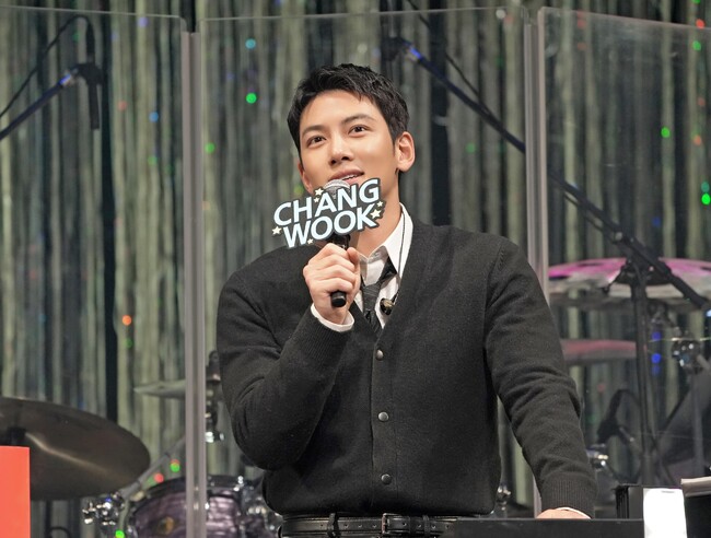 `E`EN̓{t@~[eBOerIu2023 Ji Chang Wook Fan MeetingReach you in YOKOHAMAv̑֘AԑgICSq
